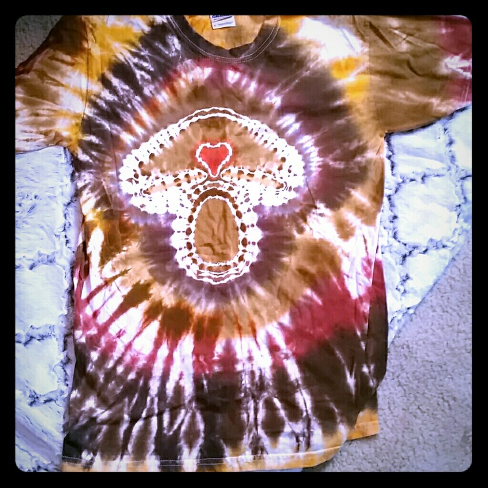 NWOT tiedye earthy tee shirt